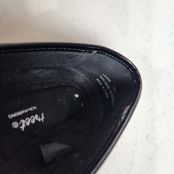 Easy Works by Easy Street Laurie Women's Size 10W Dog Print Slip-On Clogs - Picture 7 of 9